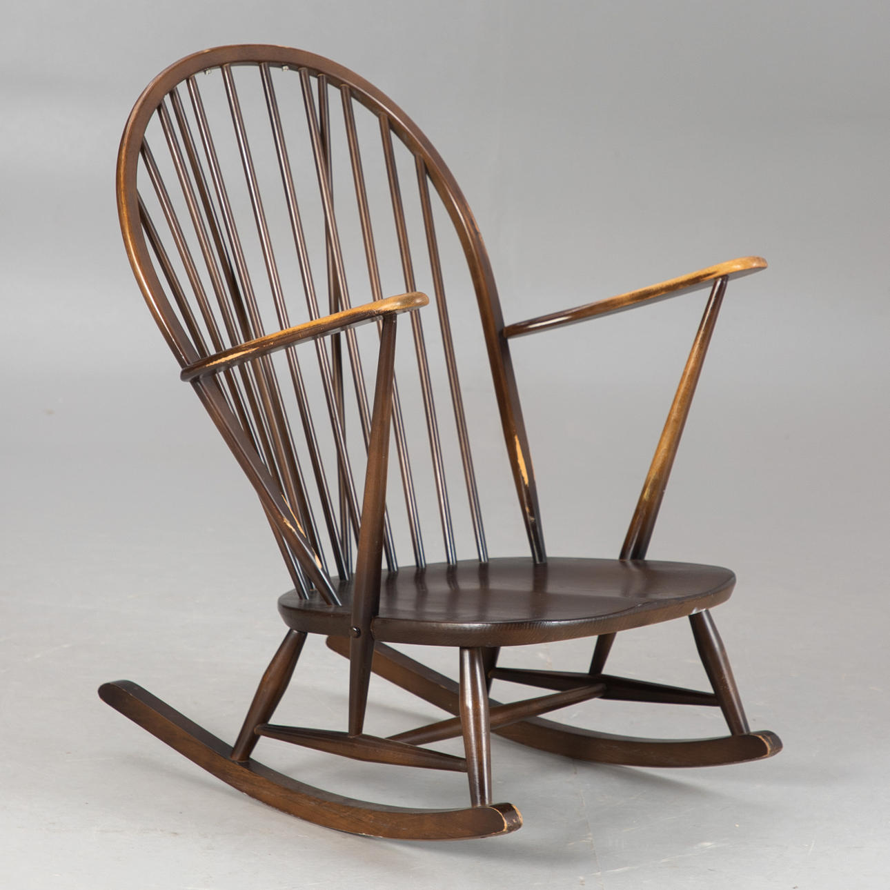 LUCIAN ERCOLANI. ERCOL. Mecedora 'Abuelo' No.315.