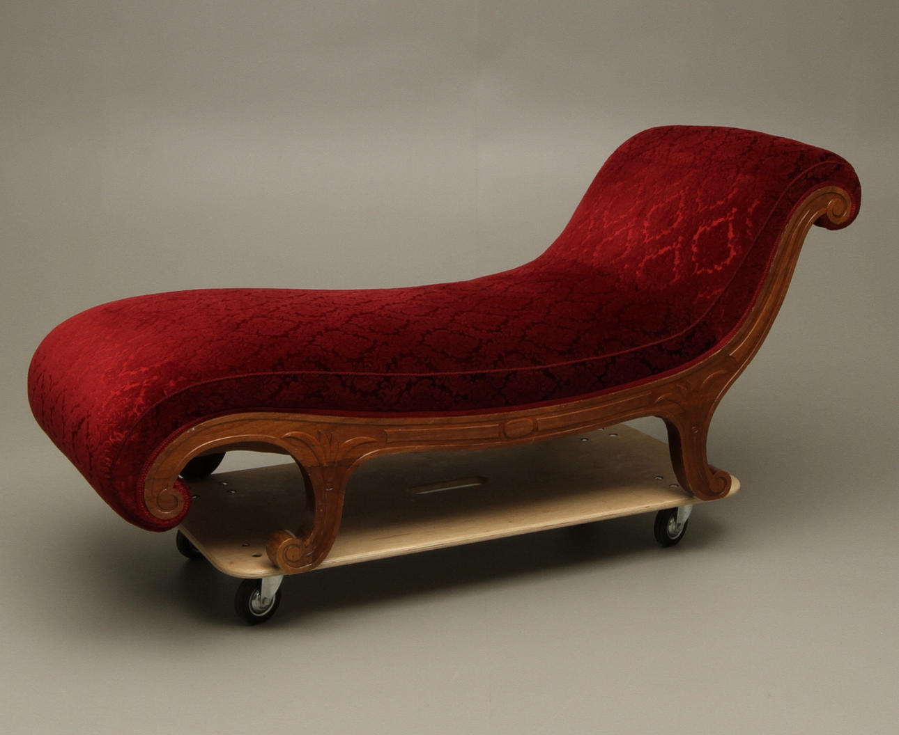 SCHÄSLONG, Valnöt, 1800 talets slut.