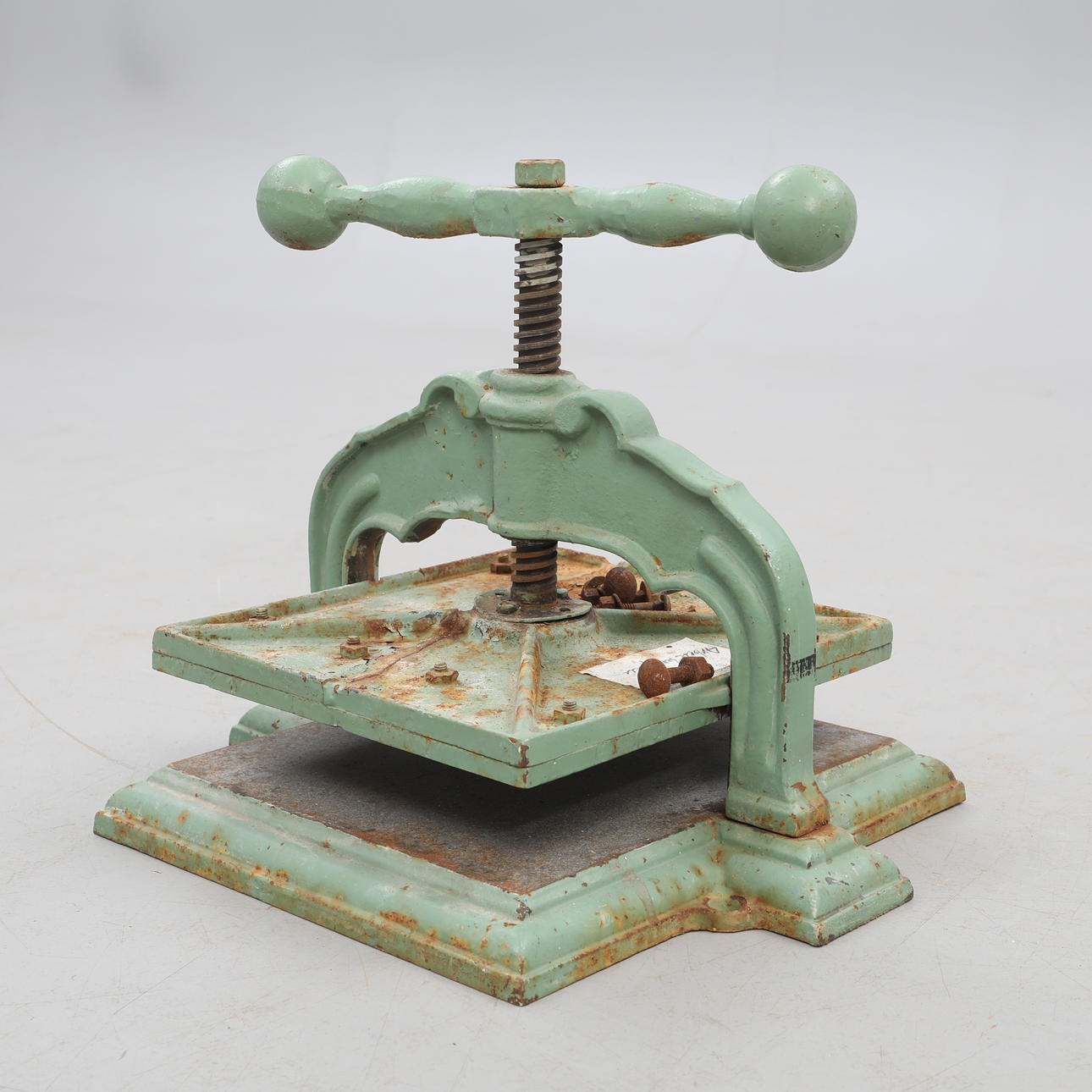 GJUTJÄRNSPRESS.1900-talets början.