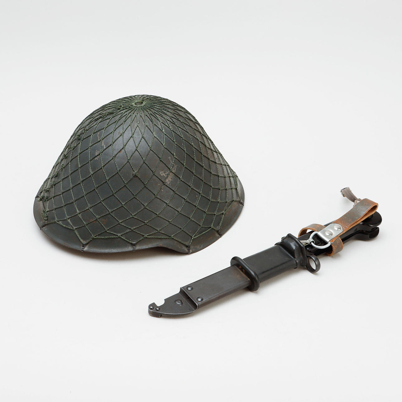 HELM, DDR und BAJONETT, Russland.