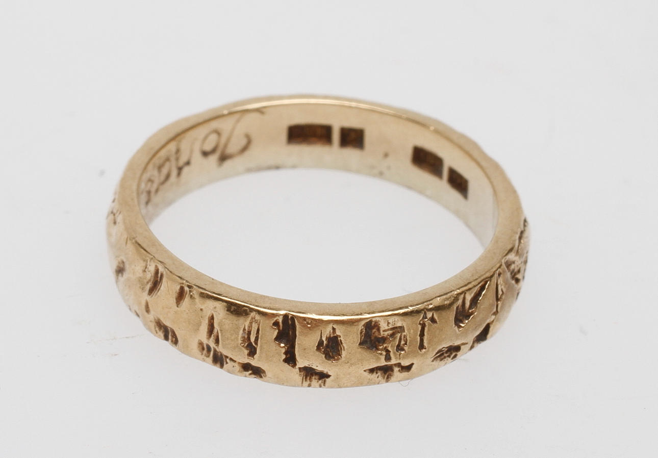 RING, 18k guld, vikt ca 4 gr.
