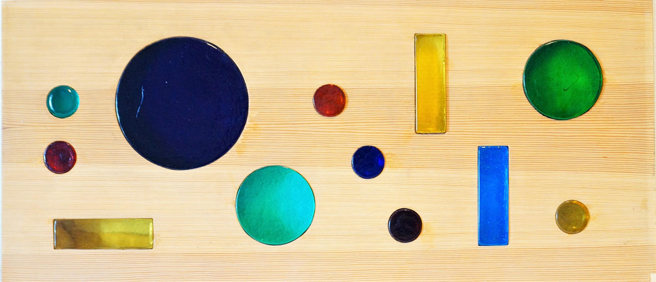 VÄGGDEKORATION, trä och glas.