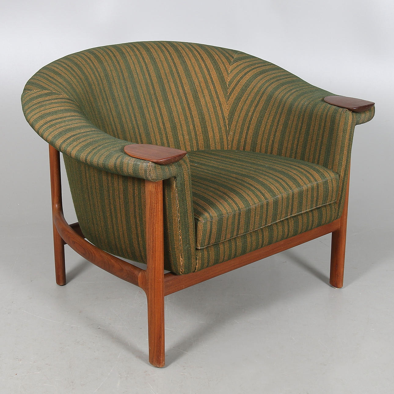 ARMCHAIR, Johannes Andersen, Trensum. 1950s / 60s.