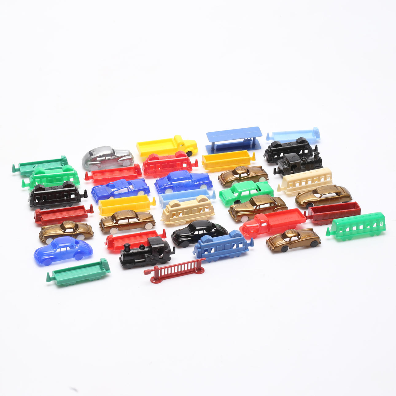 LEKSAKER, plast, bland annat Kabo.