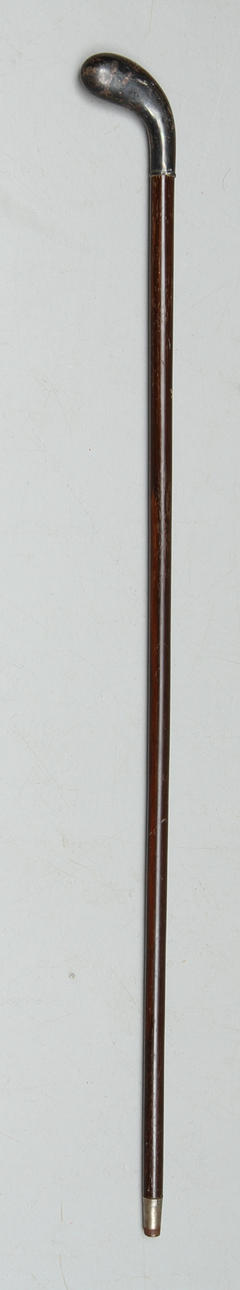 PROMENADKÄPP, med silverkrycka, 1900-tal.