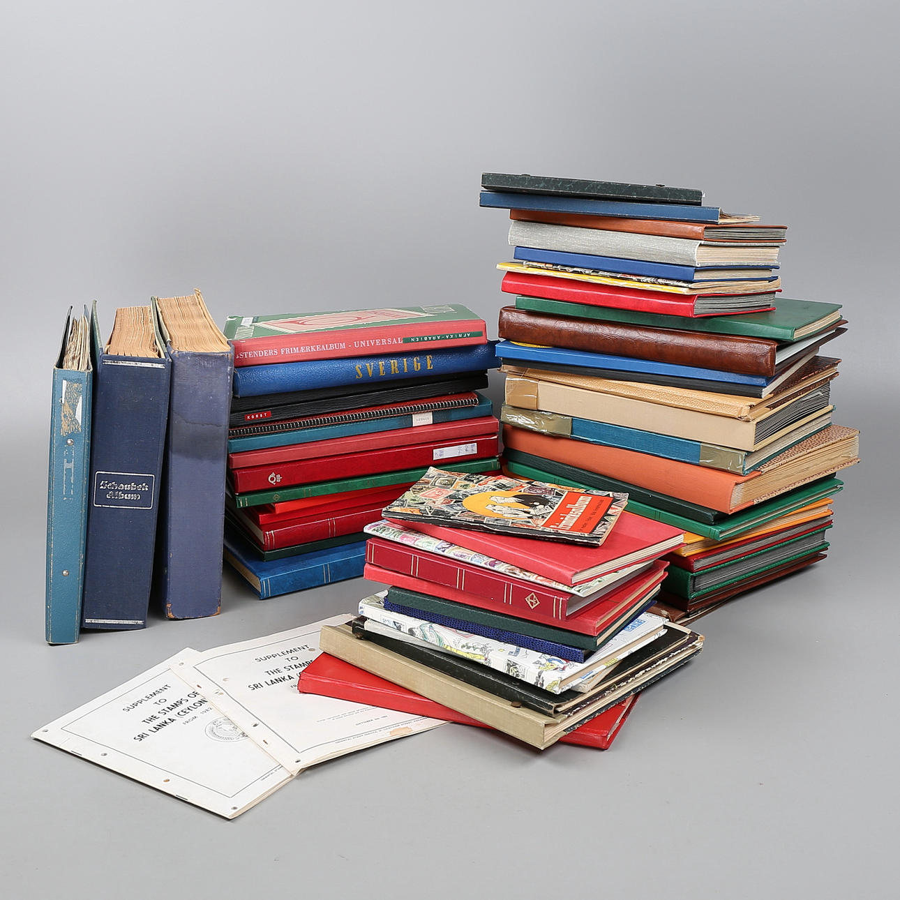 STAMP COLLECTION, 54 albums, worldwide.