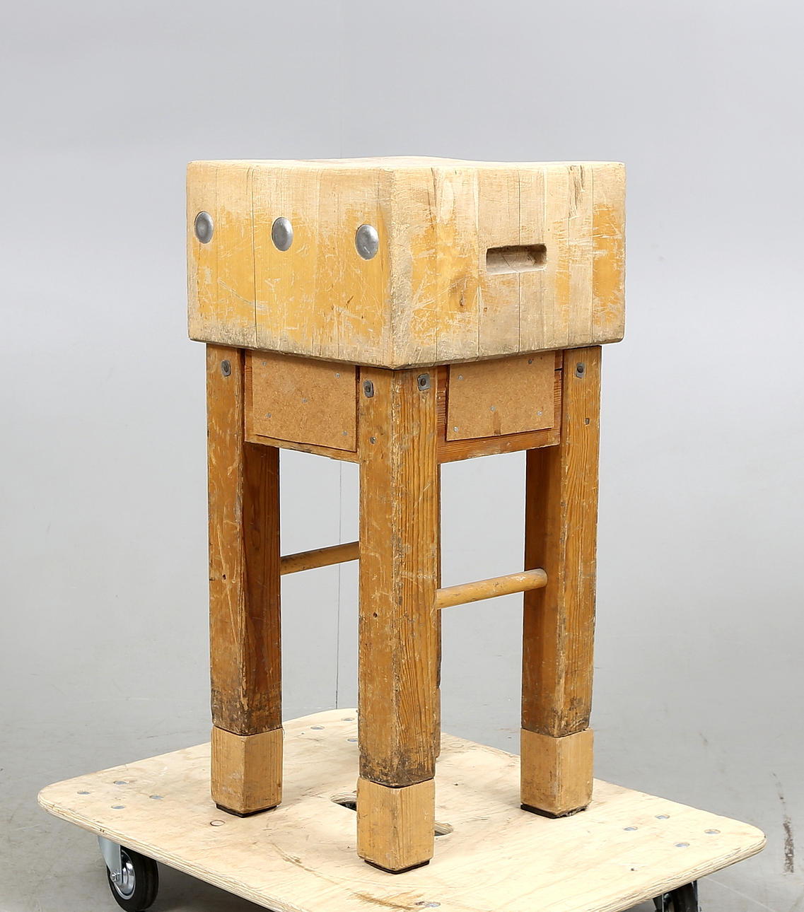 SLAKTBÄNK, 1900-tal.