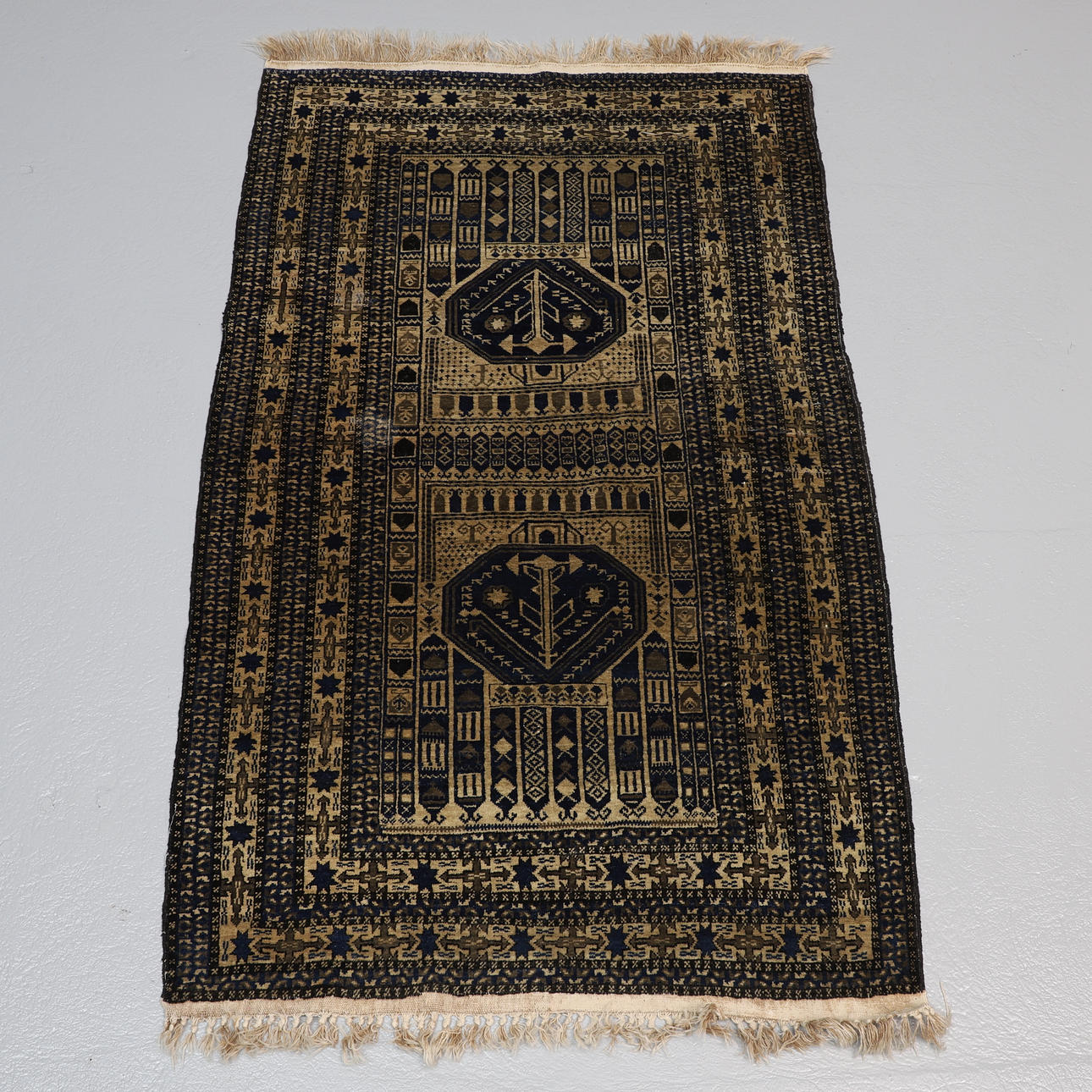 CARPET, hand-knotted with silk inserts, 