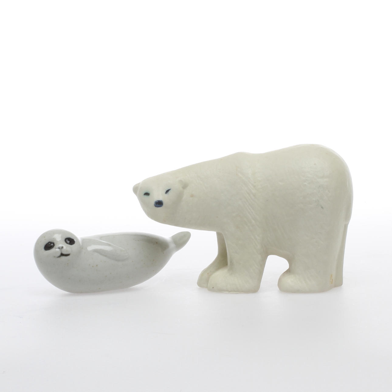 FIGURNER, 2 st, Säl & Isbjörn, stengods, Lisa Larson, Gustavsberg.