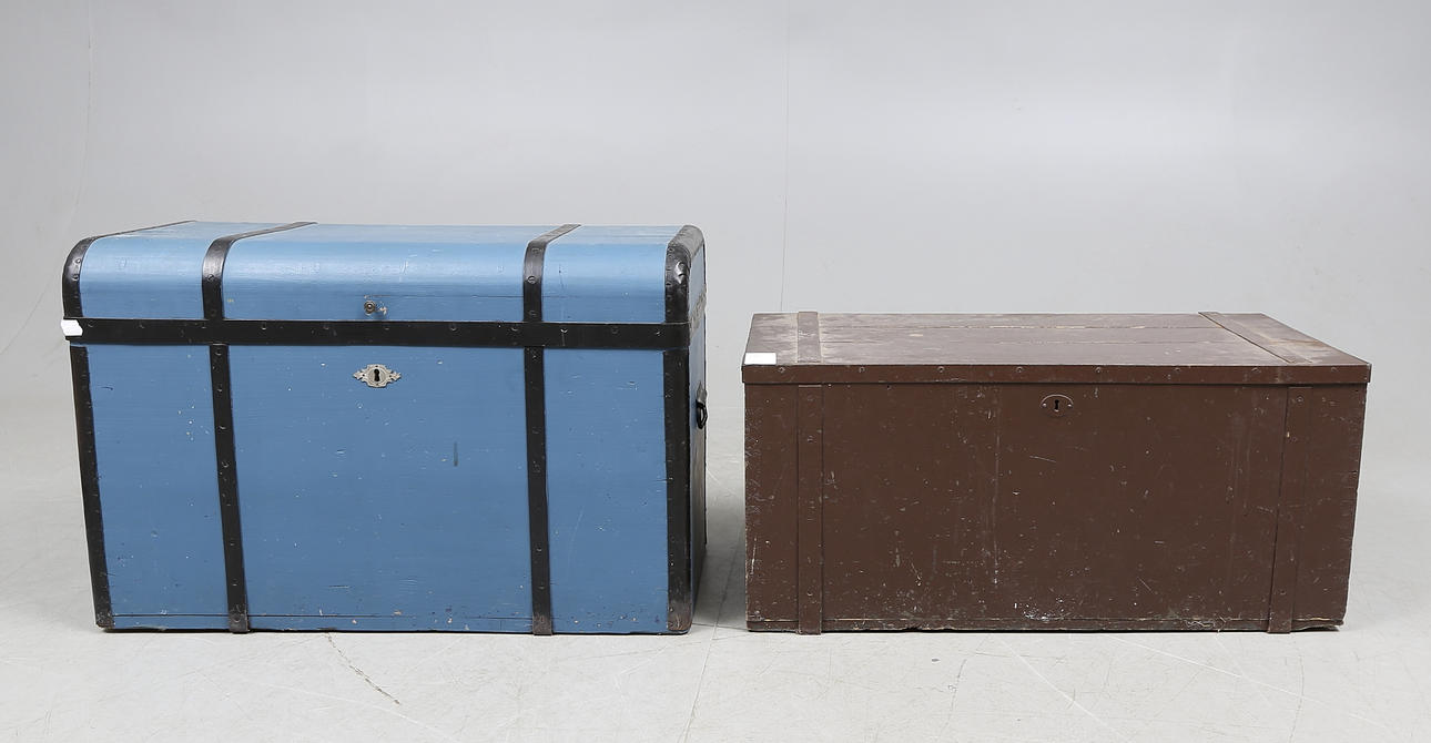 MILITÄRLÅDA och KISTA, 1900-tal.