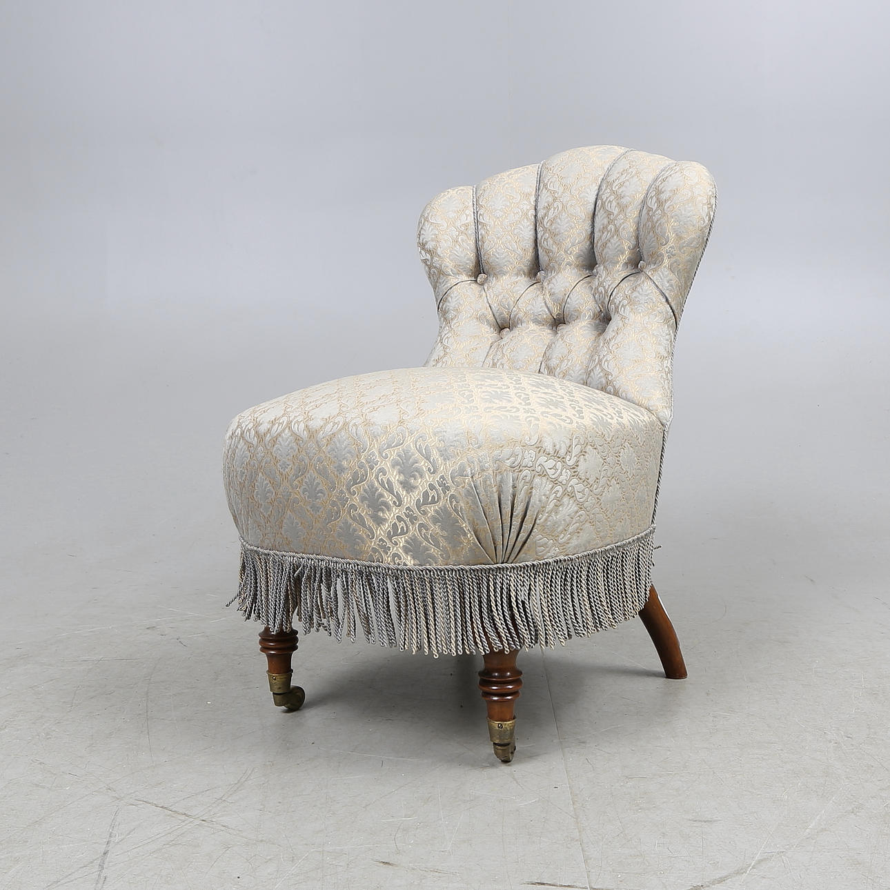 EMMAFÅTÖLJ, omkring 1900.