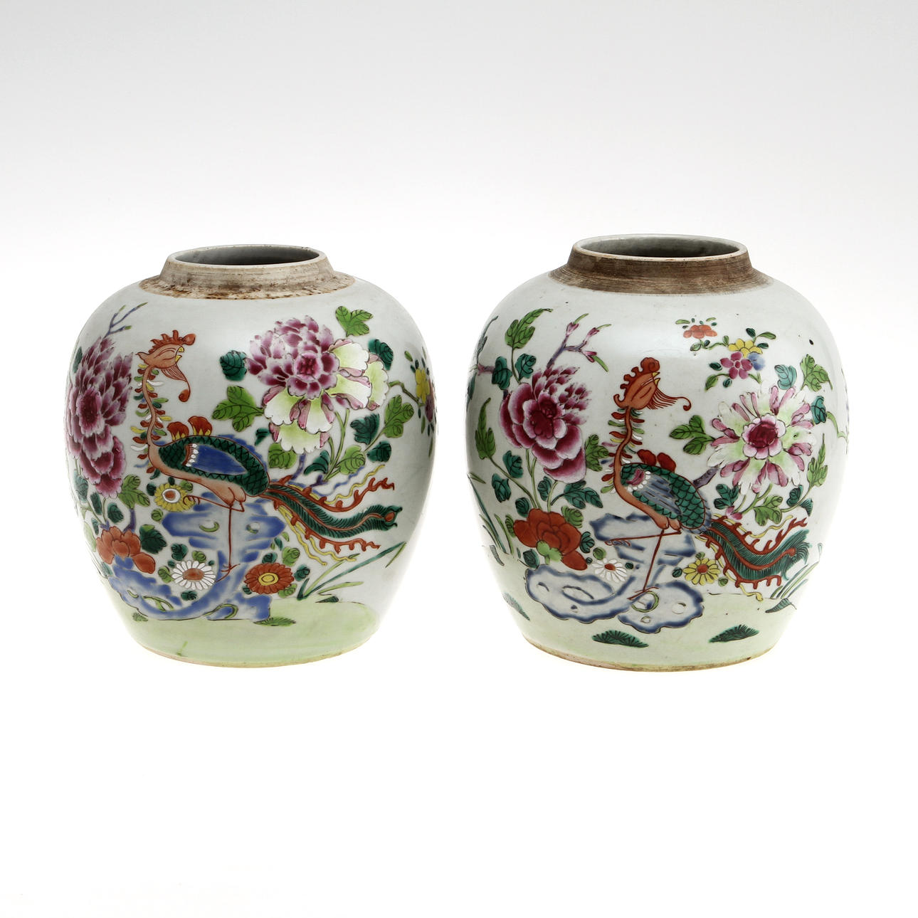 BOJANER, 2 st , porslin, Kina, Qianlong (1736-95).