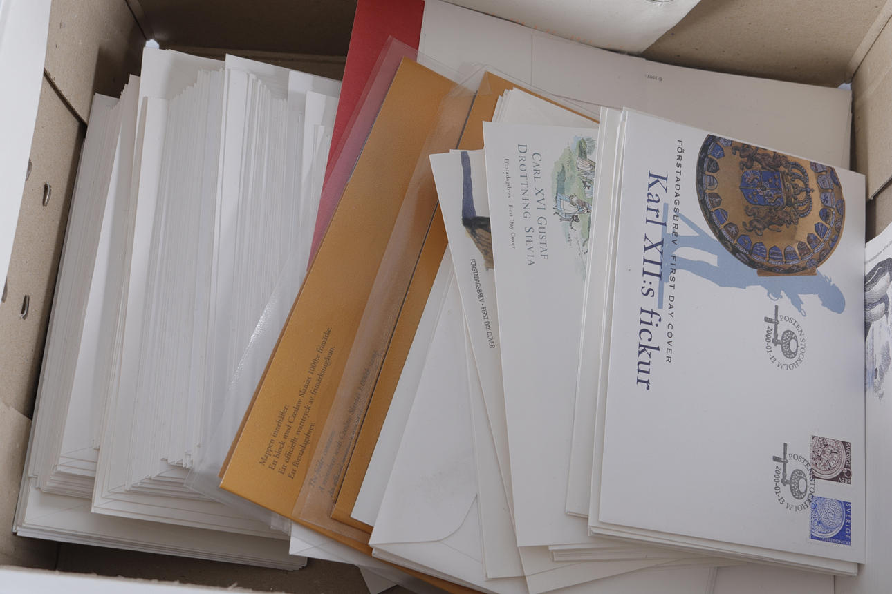 PARTI FÖRSTADAGSBREV, Sverige, en låda.