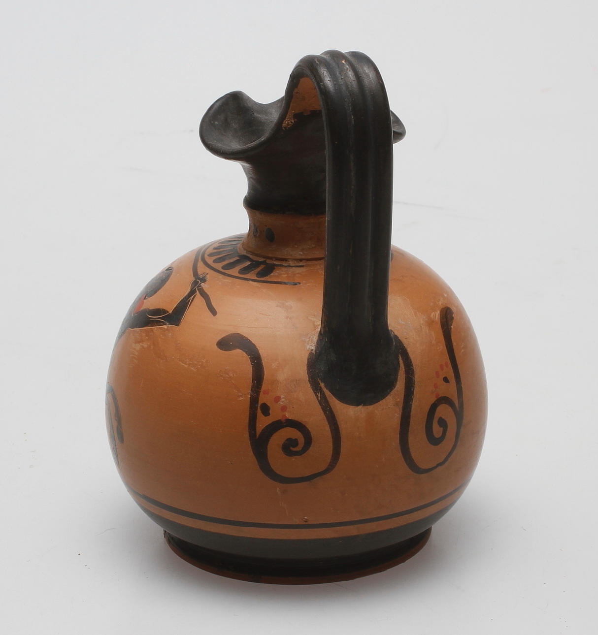 OINOCHOE, lergods, sannolikt Syditalien, antik.