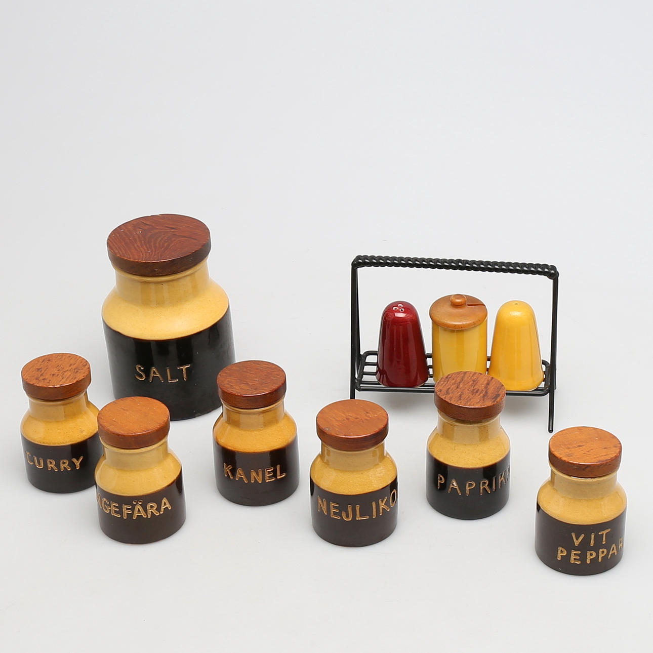 PARTI keramik, 10 delar, kryddburkar, bl a Höganäskeramik.