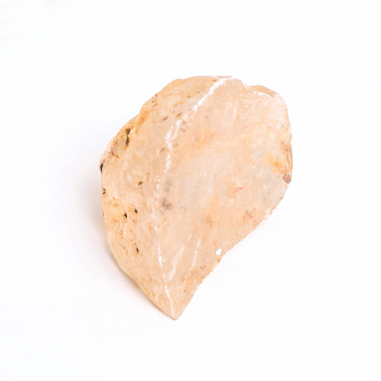 TOPACIO EN BRUTO, aproximadamente 1800 ct.