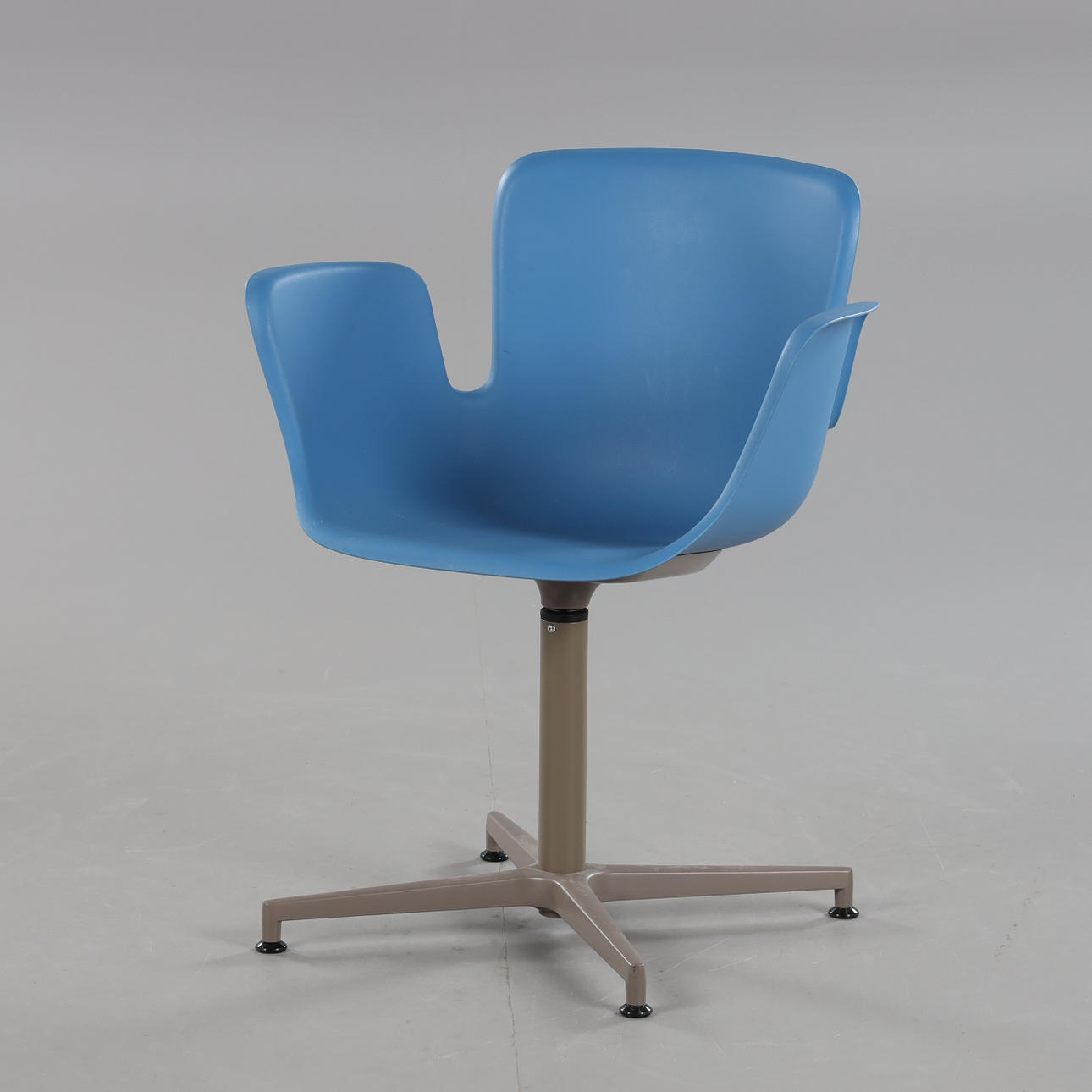 WERNER AISSLINGER, "Juli Plastic", Stuhl, für Cappellini, zeitgenössisch.