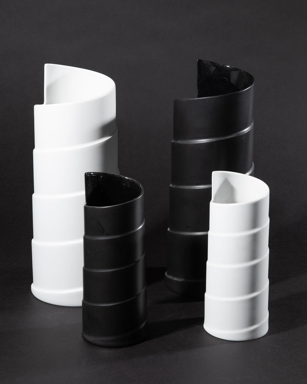 MARCELLO MORANDINI. ROSENTHAL. 4 Vasen (80-39).