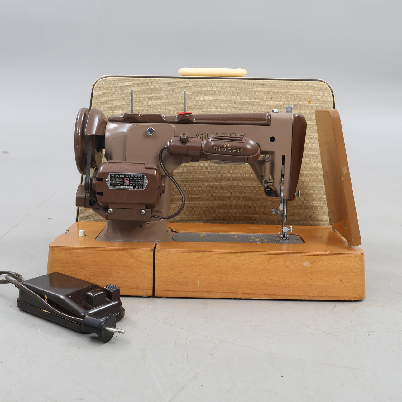 SEWING MACHINE, SINGER model 320K, 1950s.