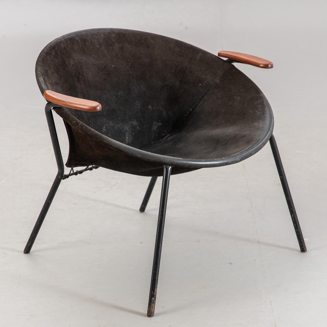 HANS OLSEN. Lea Design. Sessel 'Balloon Chair'.