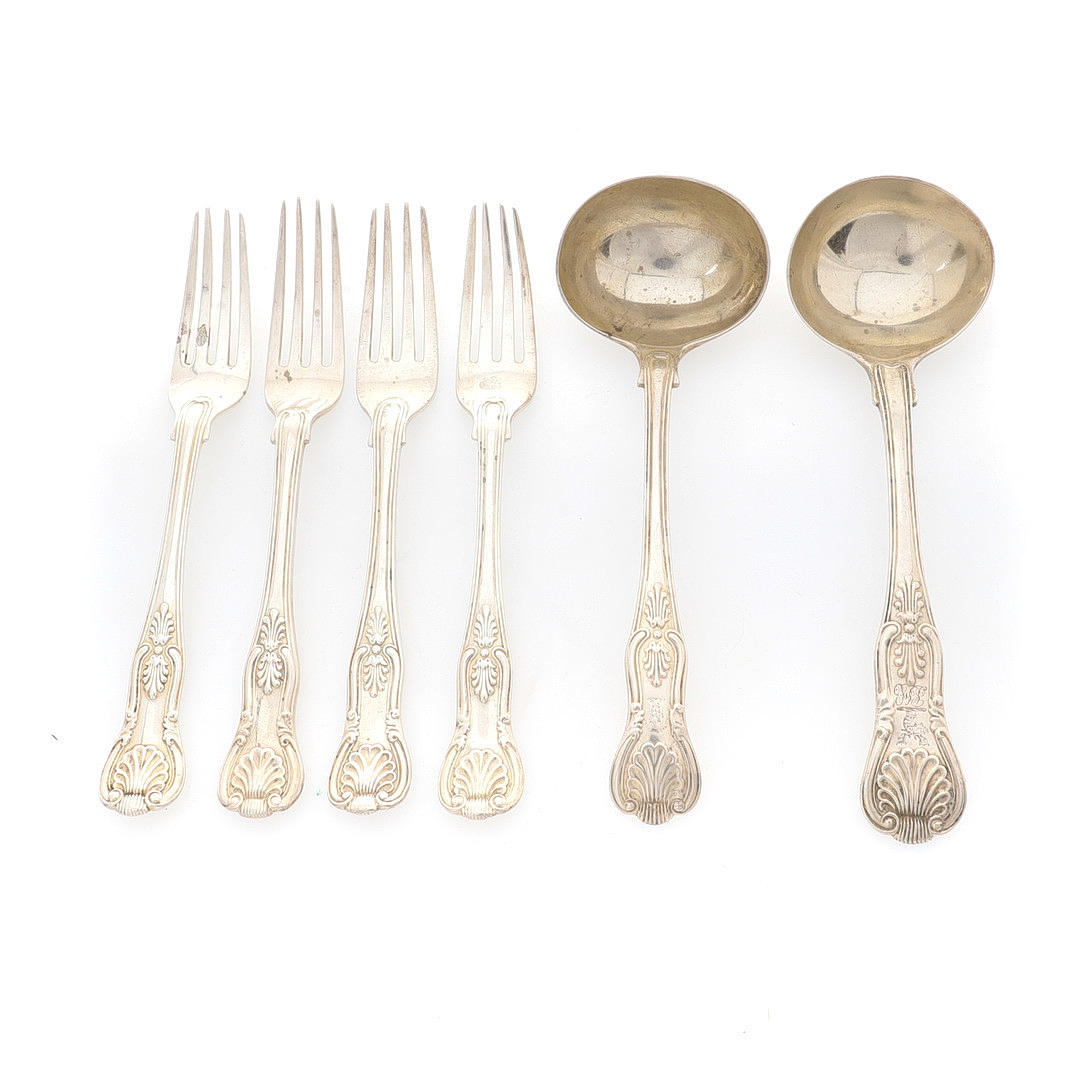 FOUR VICTORIAN KINGS PATTERN SILVER DESSERT FORKS.