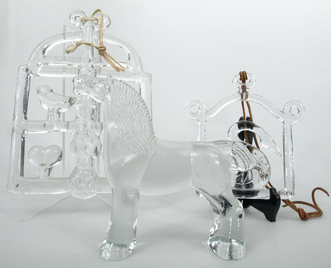 BERTIL VALLIEN. Fönstersmycken, glas, 3 stycken, Boda.