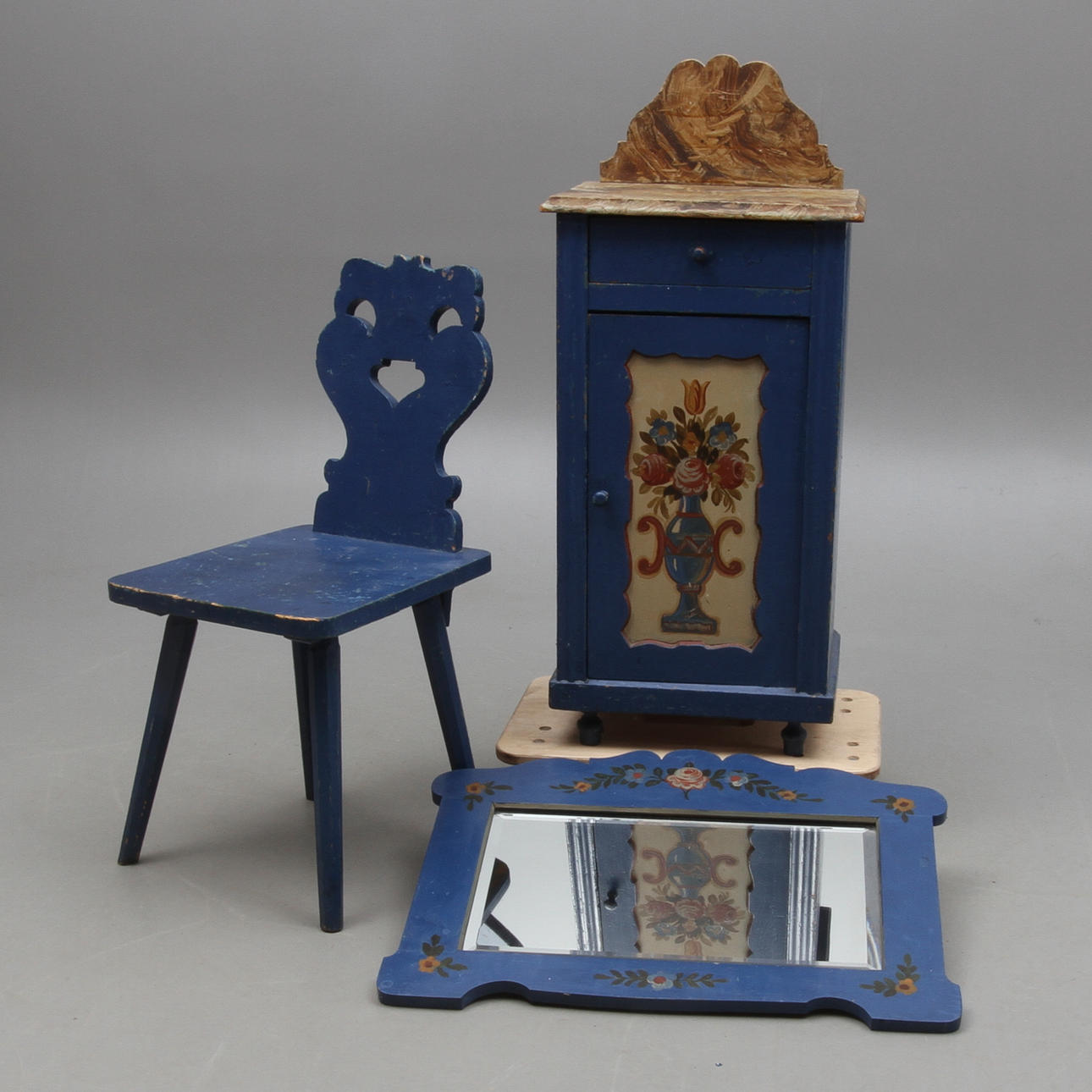 NATTDUKSBORD, SPEGEL samt STOL, allmoge, 1800/1900-tal.