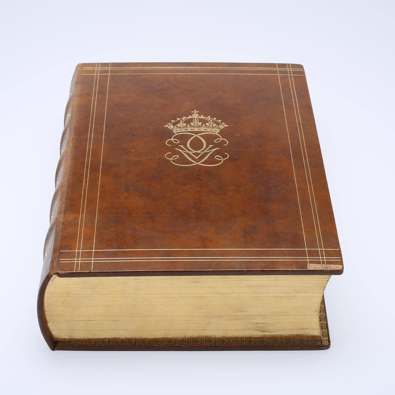 FAMILJEBIBEL, 1917- och 1921- års översättning, tillägnad Gustav V.