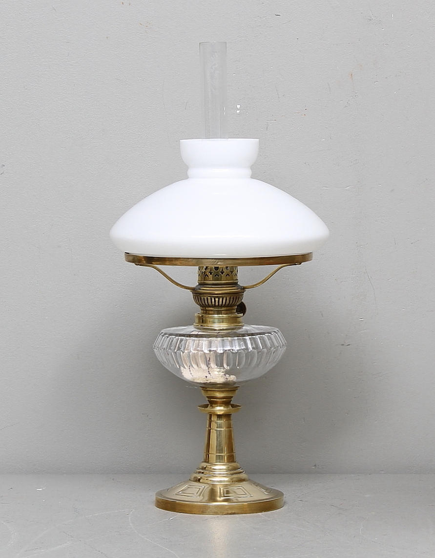 FOTOGENLAMPA, 1900-talets första kvartal.