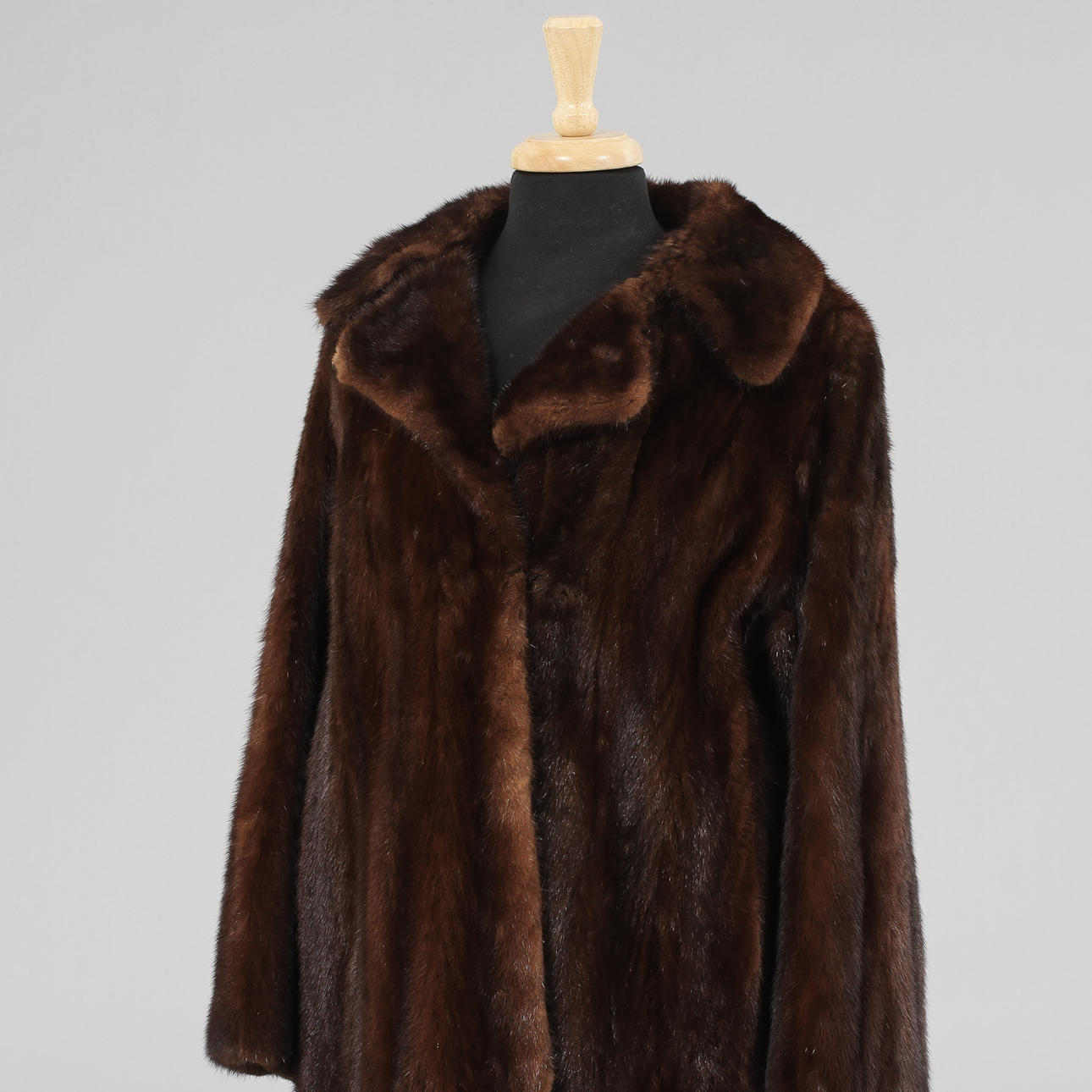 PÄLS, Saga mink, ungefärlig storlek 38 - 40.