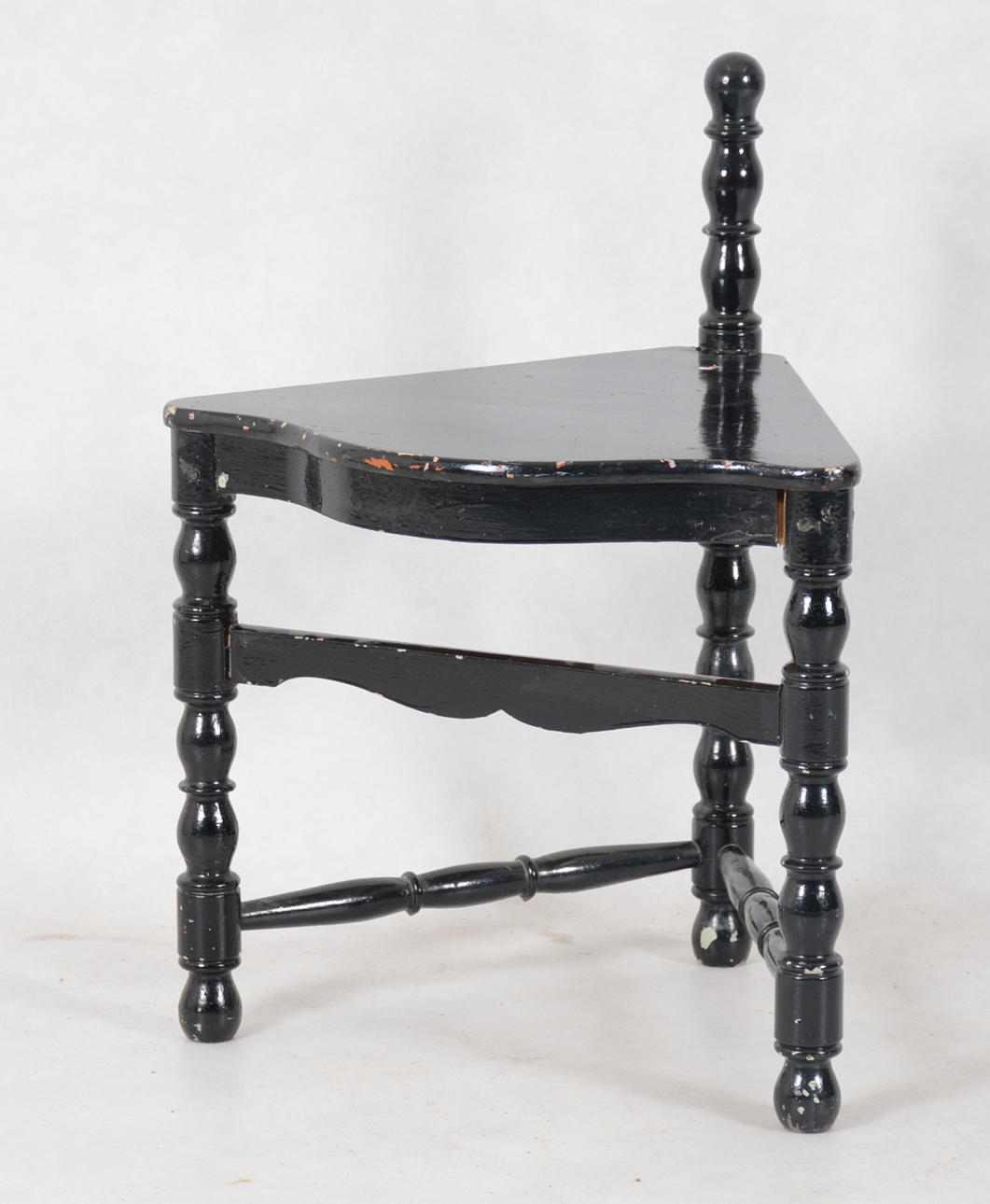 BIBLIOTEKSSTOL, svartmålad.