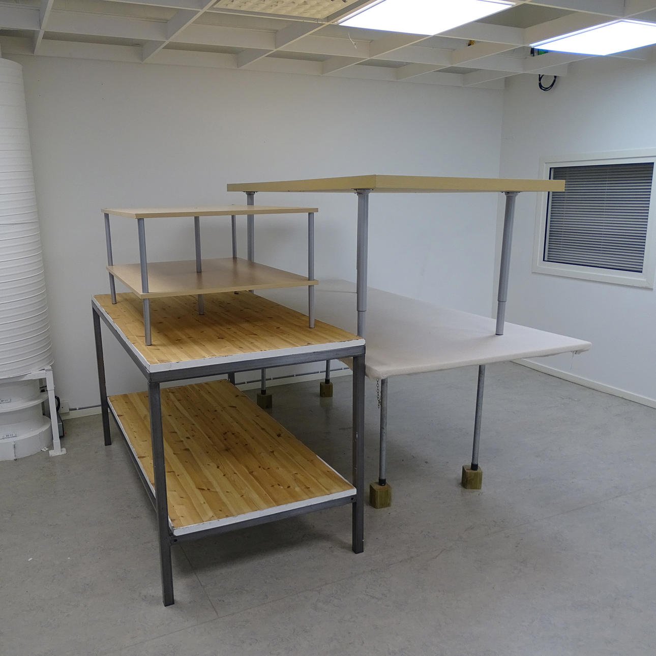 BORD, 4 st.