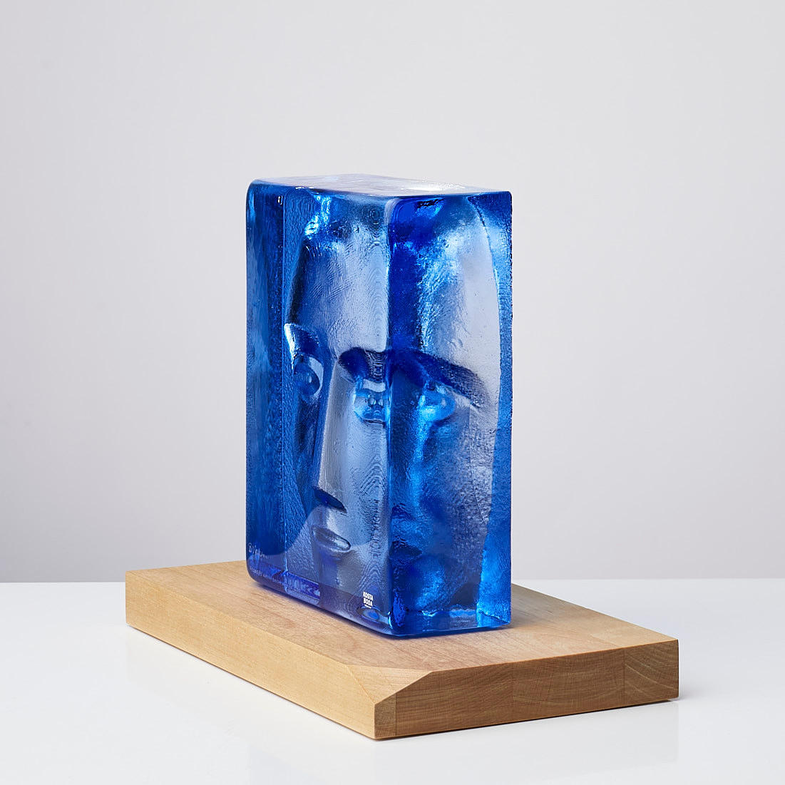 BERTIL VALLIEN. Sculpture, block with blue face, Kosta Boda