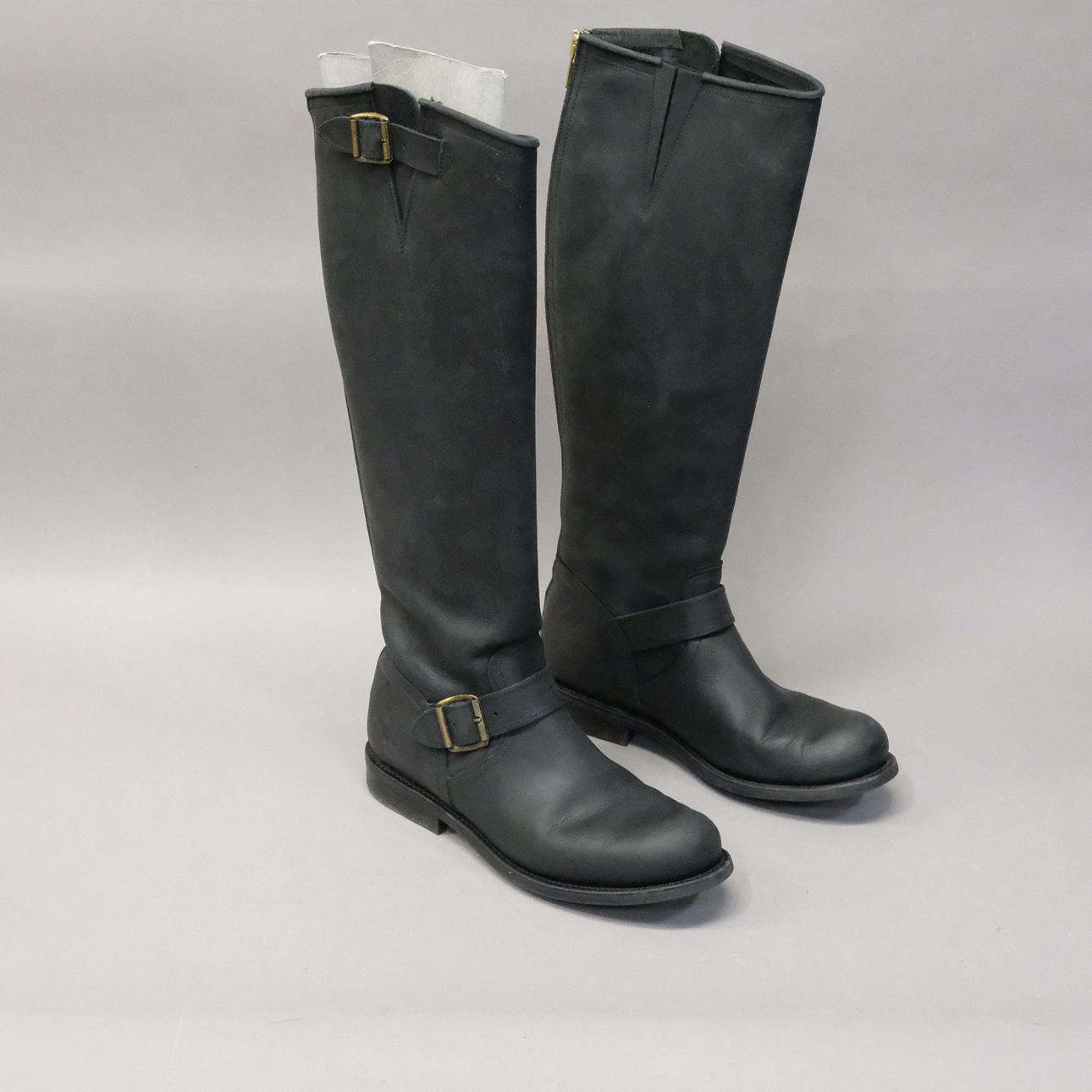 1 PAR STØVLER, PRIMEBOOTS, STØRRELSE 39, SORT LÆDER.