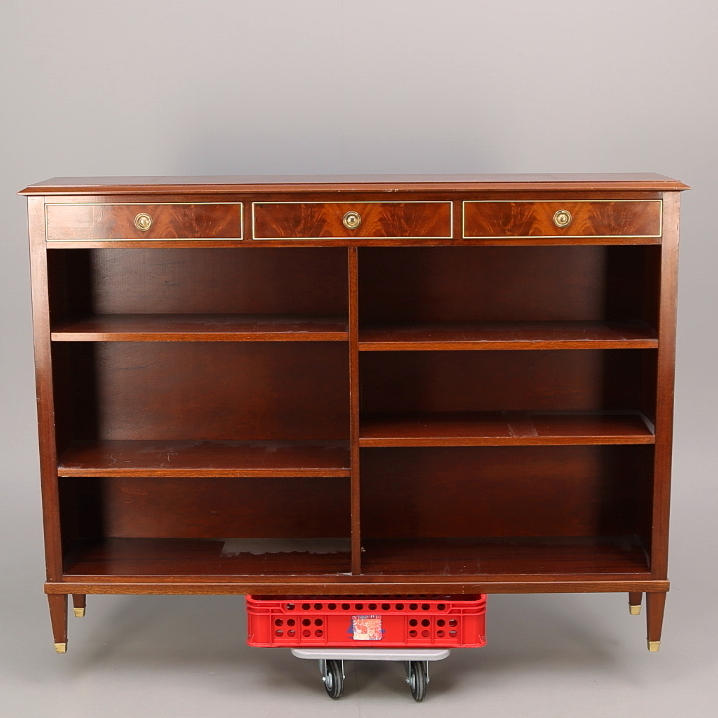 HYLLA med 3 lådor, engelsk stil, 1900-talets andra hälft.