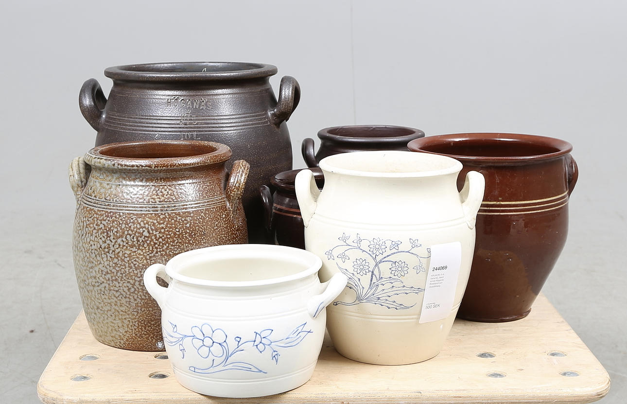 KRUKOR, 8 st, keramik, bland annat Höganäs, Rörstrand och Gustafsberg.