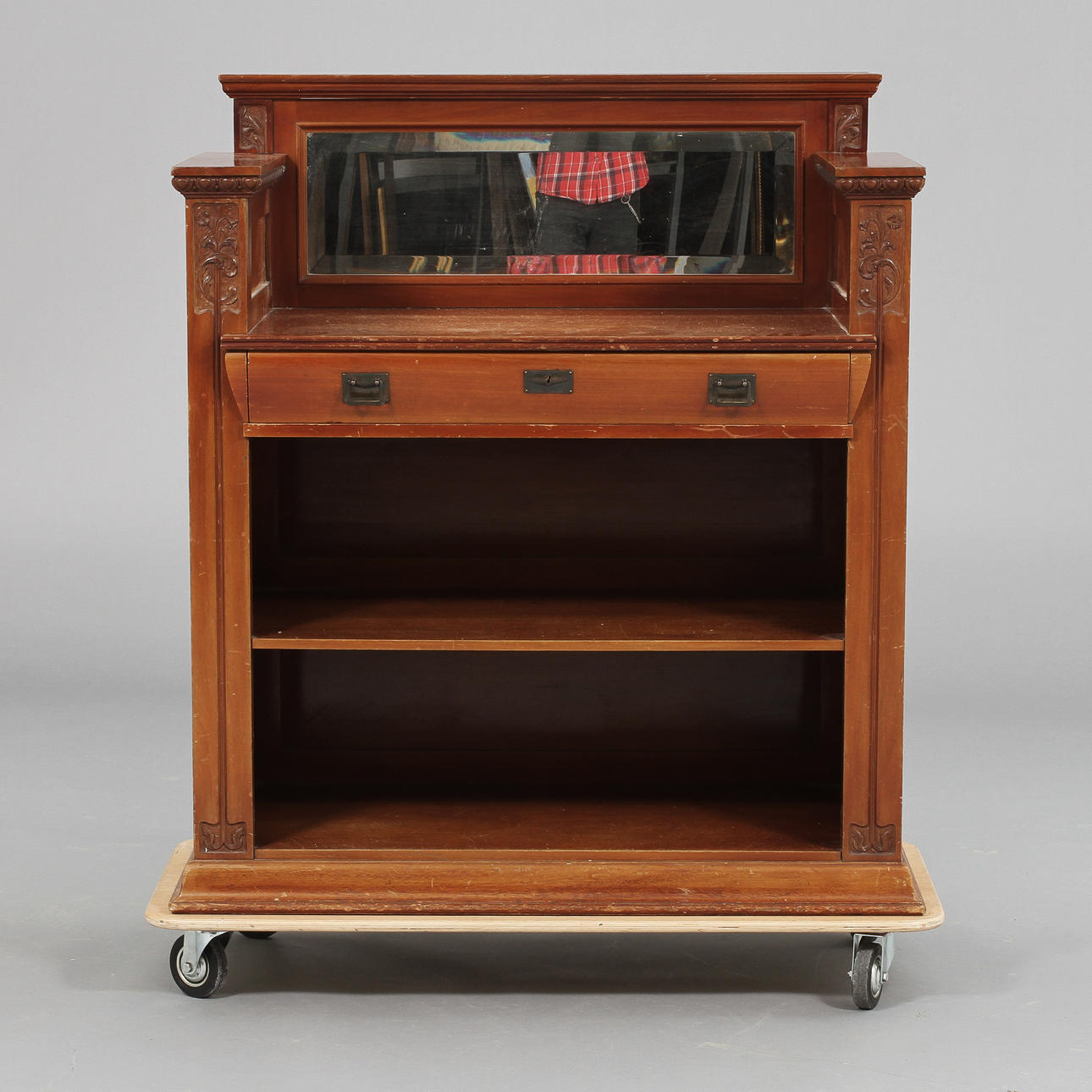 HALLMÖBEL, jugend, tidigt 1900-tal.