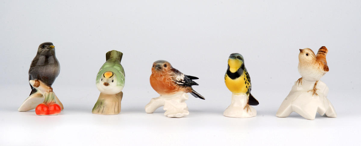 SÅNGFÅGLAR, 5 ST, Göbel Manufaktur. Tyskland. 1900-tal.