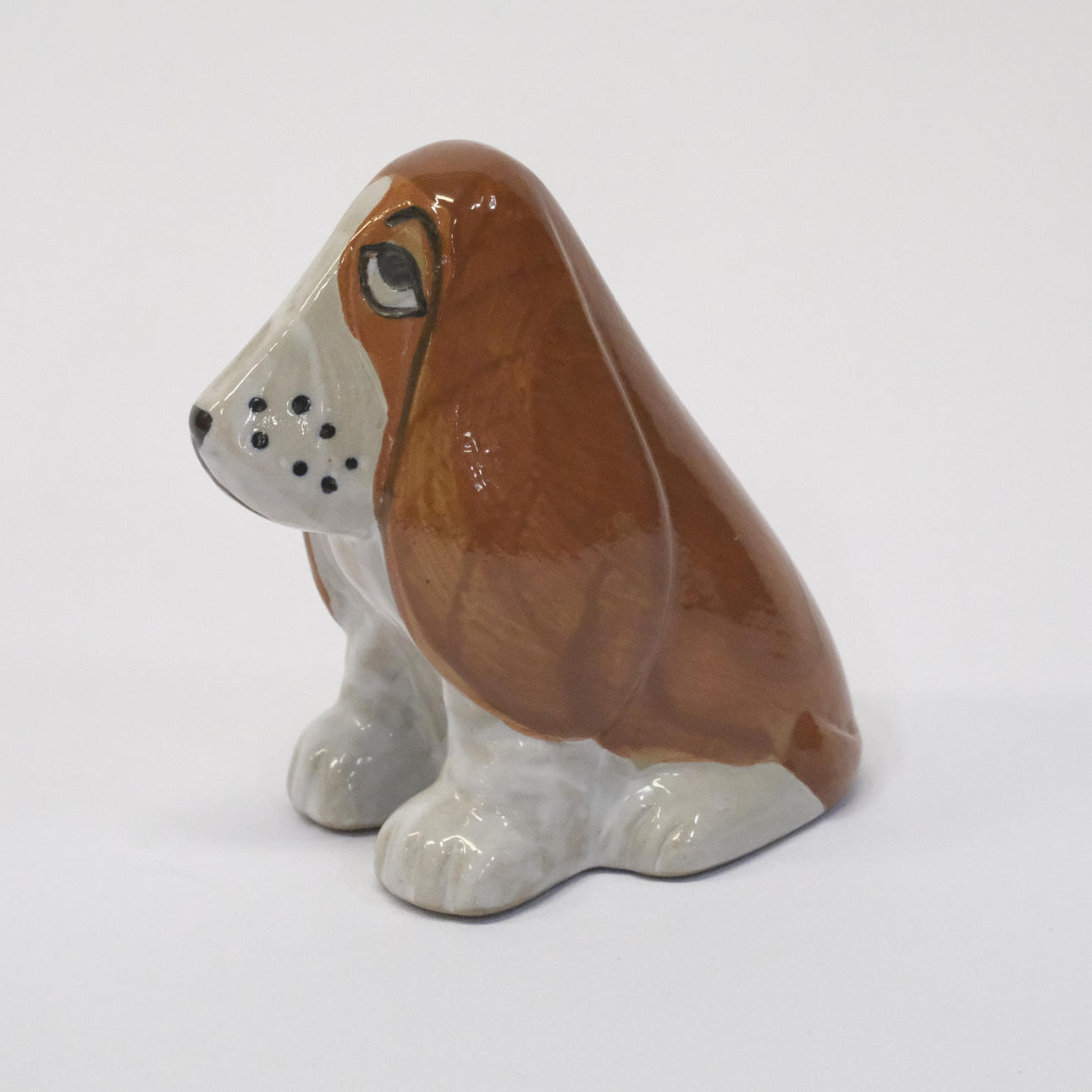 LISA LARSON. FIGURE, DOG, "VOV".