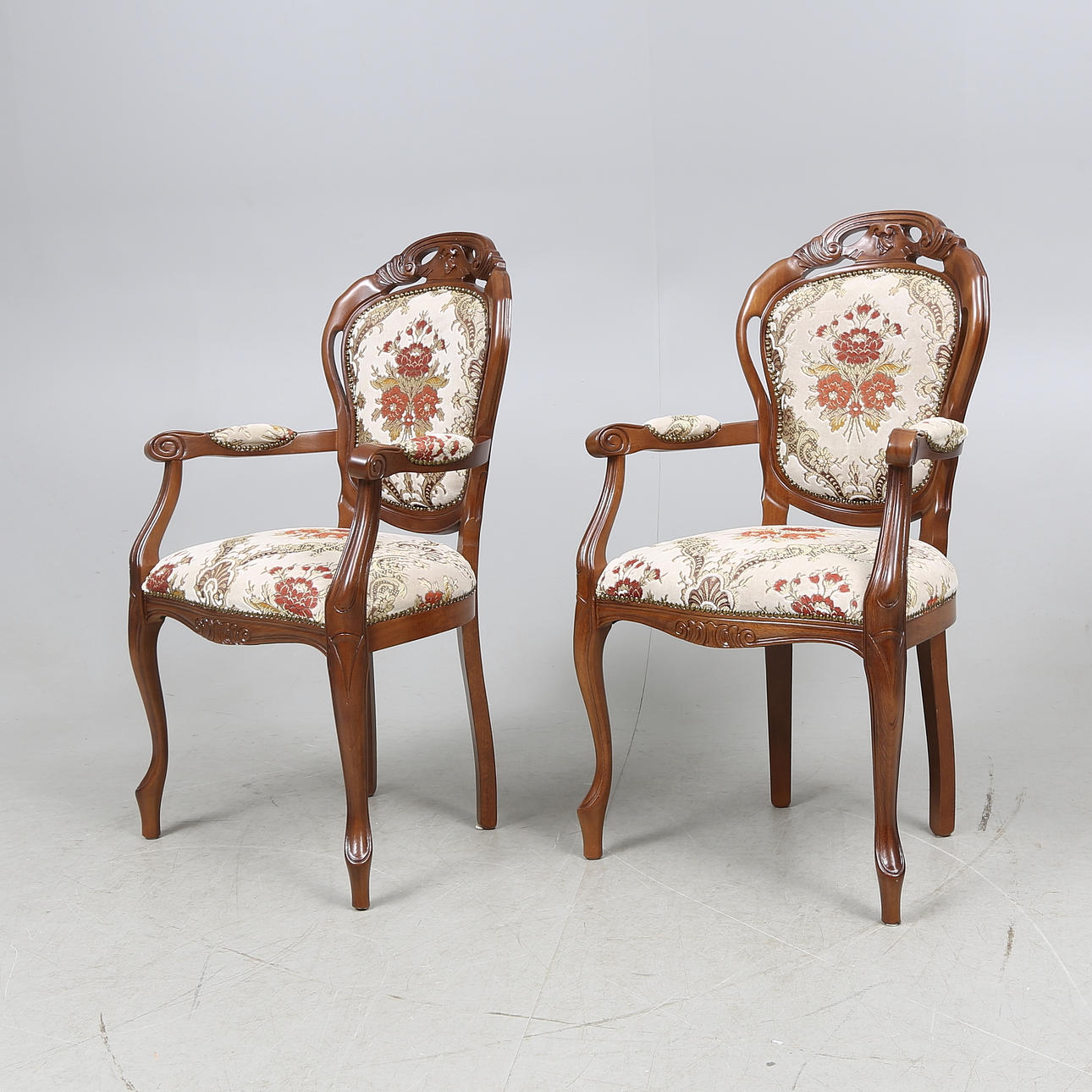 FÅTÖLJER, ett par, rokokostil, 1900-tal.