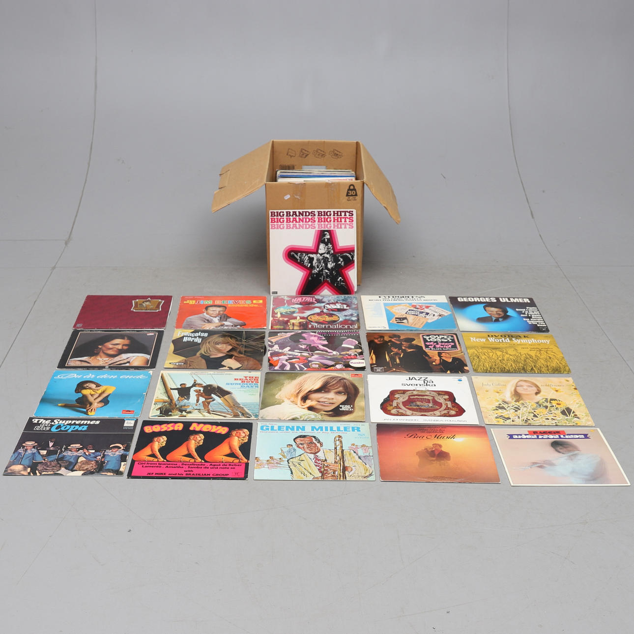 A Collection LPS, 1900s.