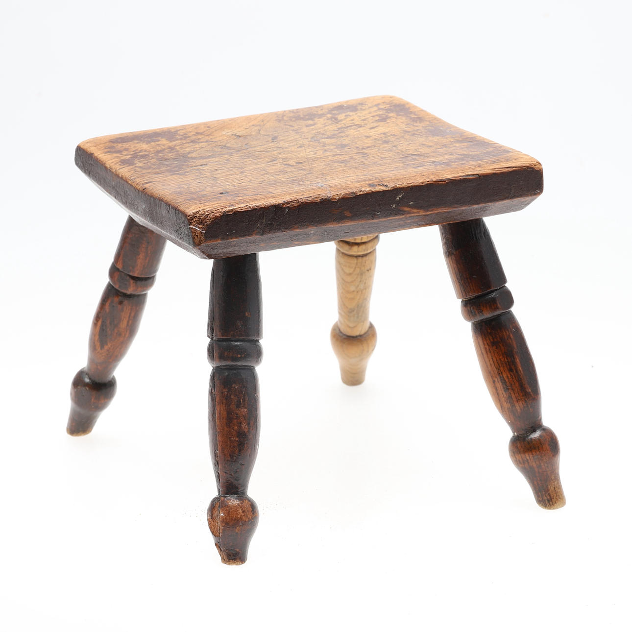 MJÖLKSTOL, EK, 1800-TAL.