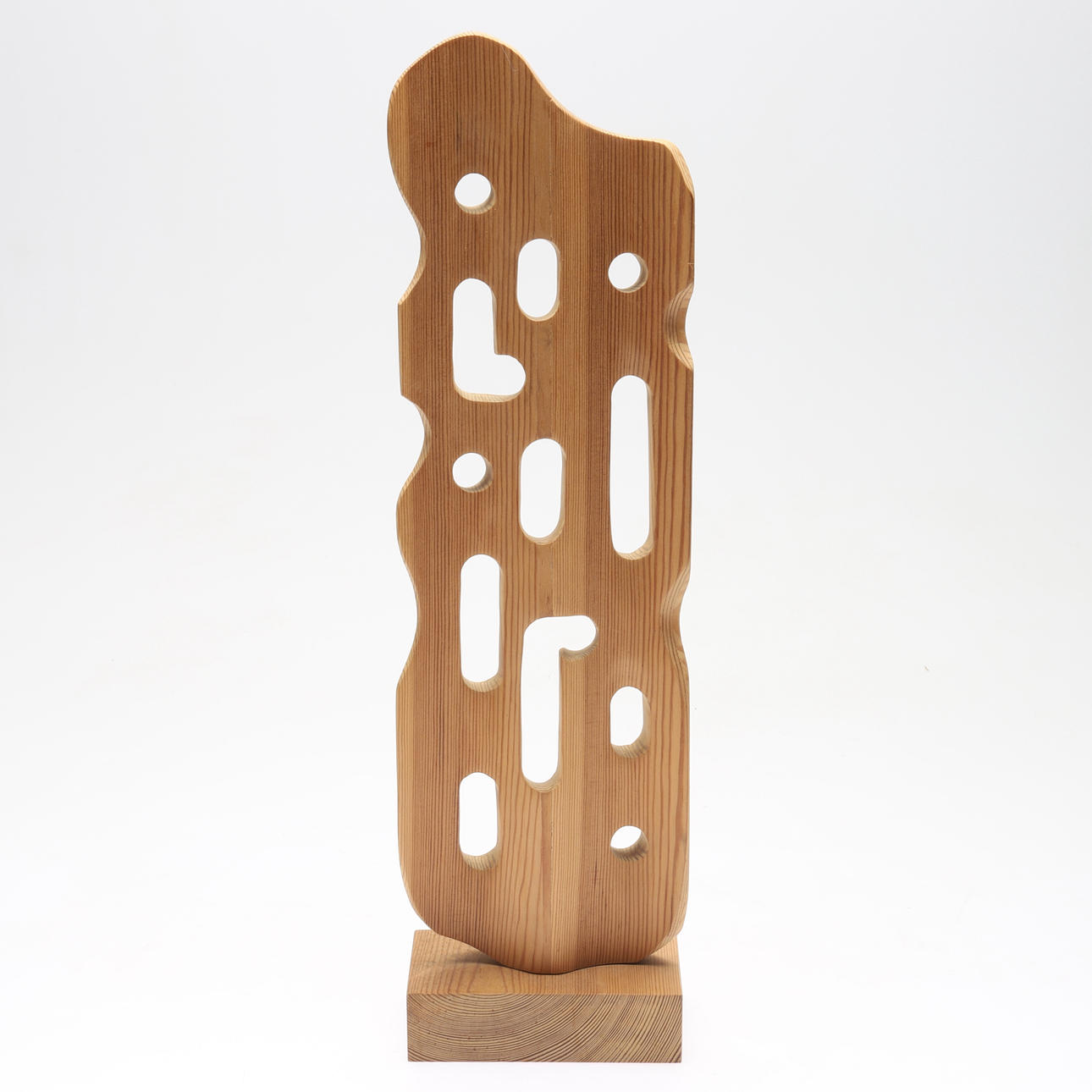 SVEN OLSSON. Sculpture, wood, signed.