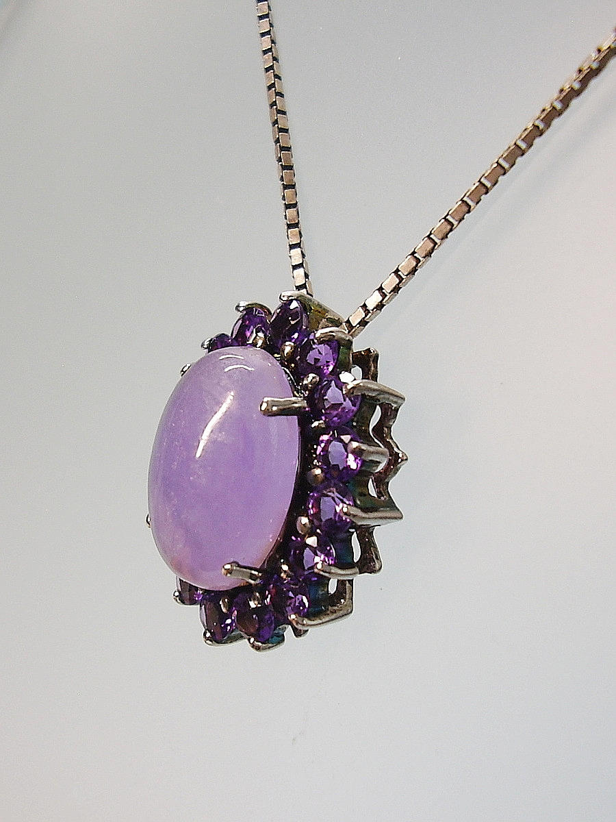 LAVENDEL JADE & AMETYST, sølv, med kæde.