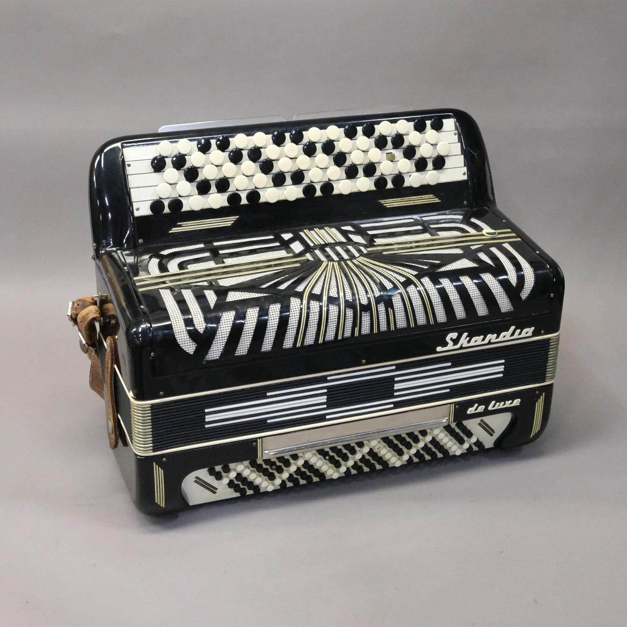 KNOPFSPIEL, SKANDIA DE LUXE.