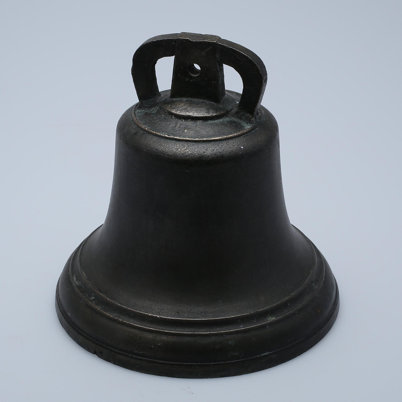 VÄLLINGKLOCKA, mässing 1900-tal, märkt 19 1/2.