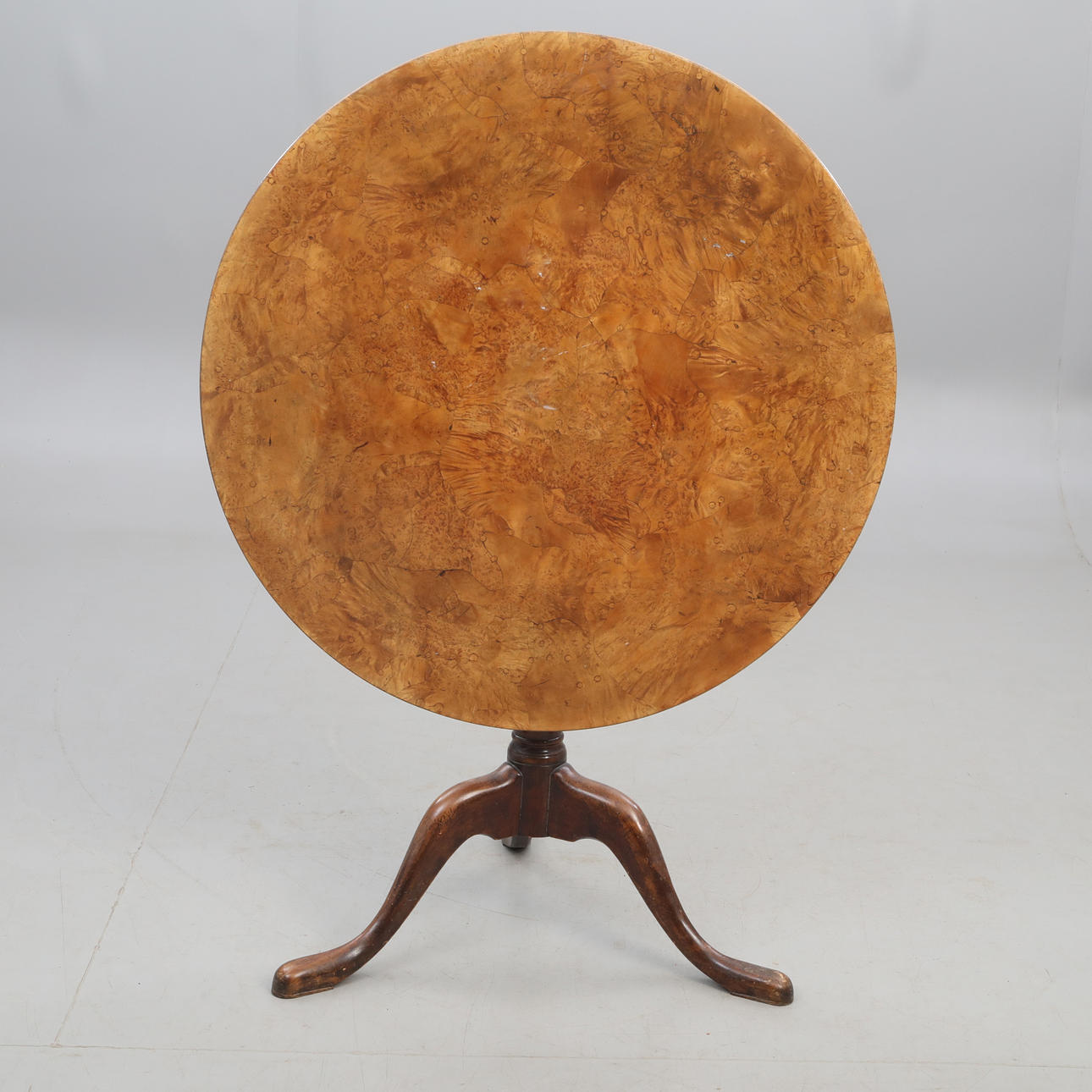 ANDERS JACOB ROSENDAHL. Klapptisch, allrot, Arboga.