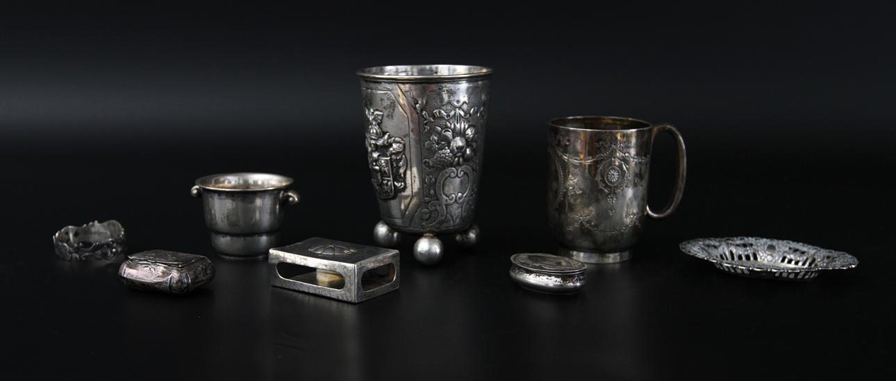 SILVER. 8 delar, ca 400 gram.