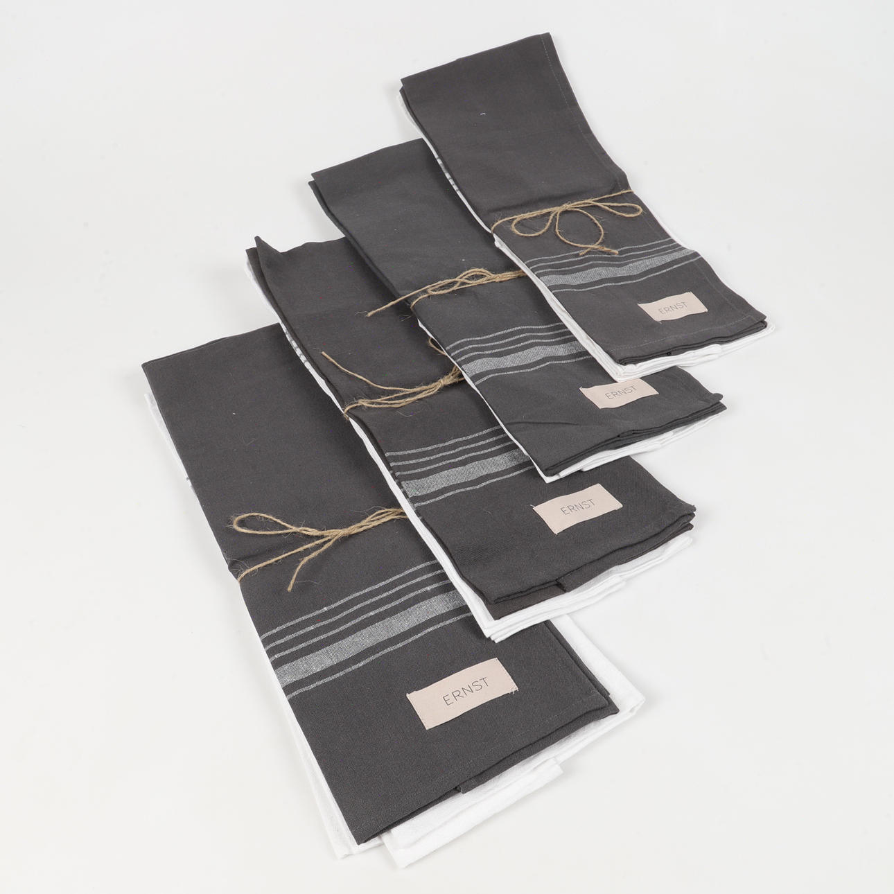 ERNST KIRCHSTEIGER. Handdukar, 16 stycken, linne.