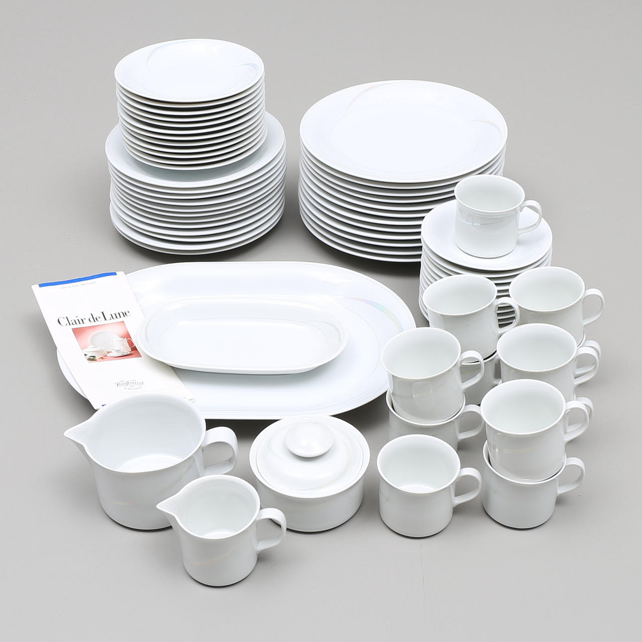 MAT- och KAFFESERVIS (66), porslin, "Clair de lune", Suzanne Öhlén, Rörstrand.